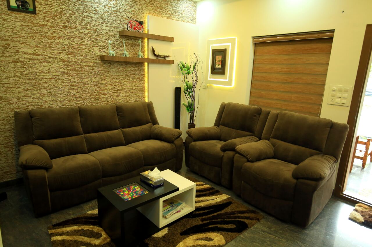 House of Mr. Shiva Prasad at Panthalam